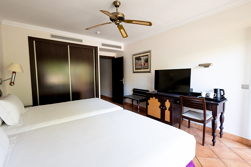 002_alta_zimbali Doble Superior con Jardin.jpg